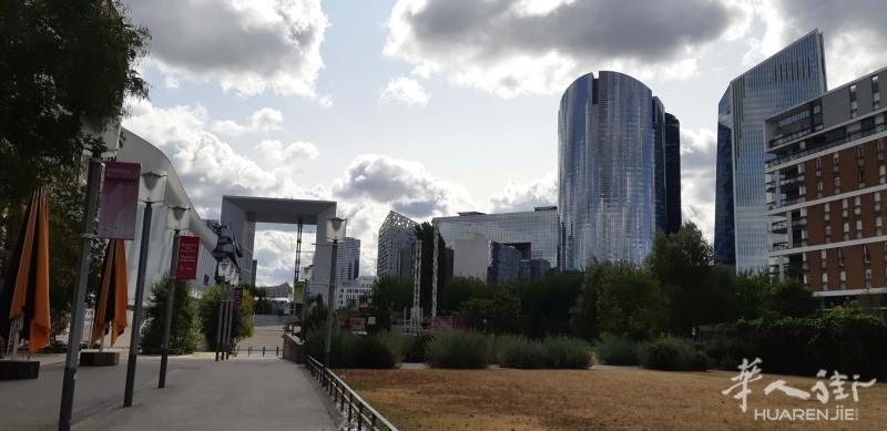 la defense 新房分租