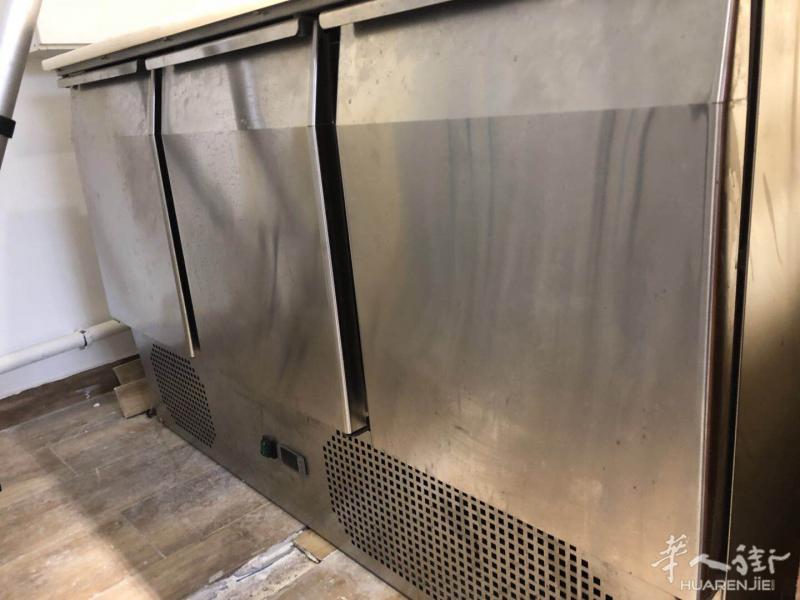 95新冷藏柜操作台工作台，原价1650，因装修超低价出售