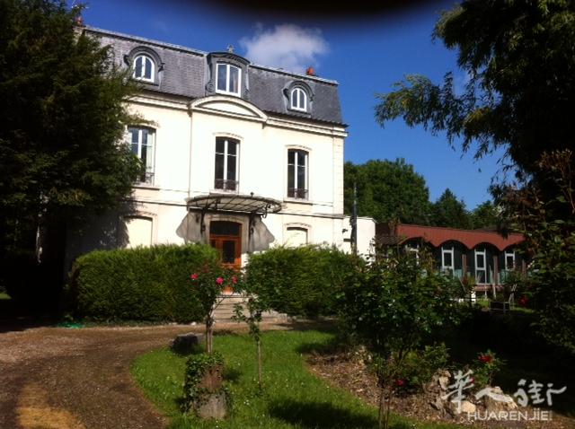 大巴黎94省Val de Marne_720m²独立别墅出售