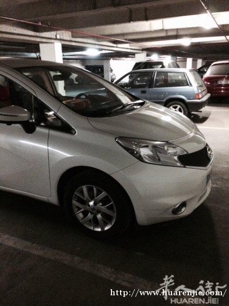 出售一台5座位nissan note 2手动几2014年20000km柴油4cv€8500