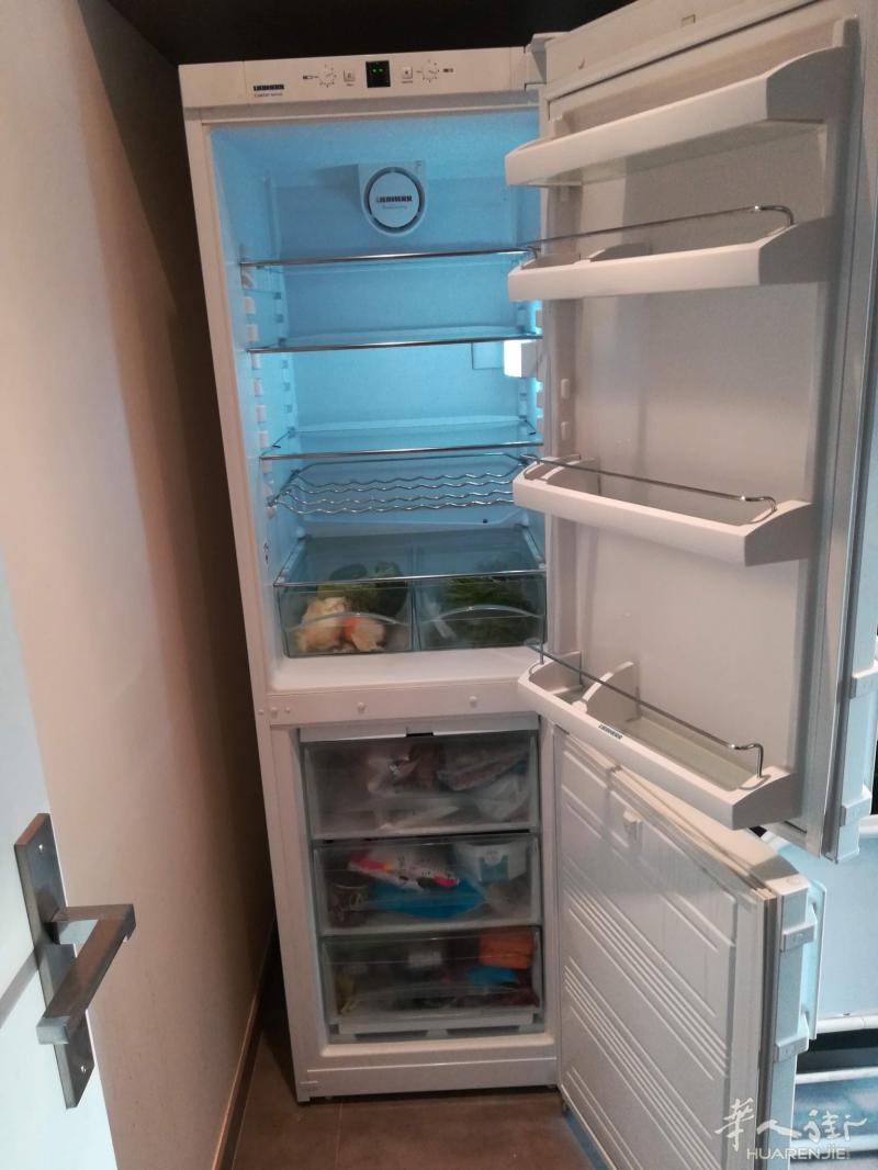 出售德国品牌LIEBHERR冰箱