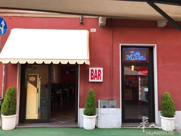 PlACENzA：市中心门前超市停车场！房租800