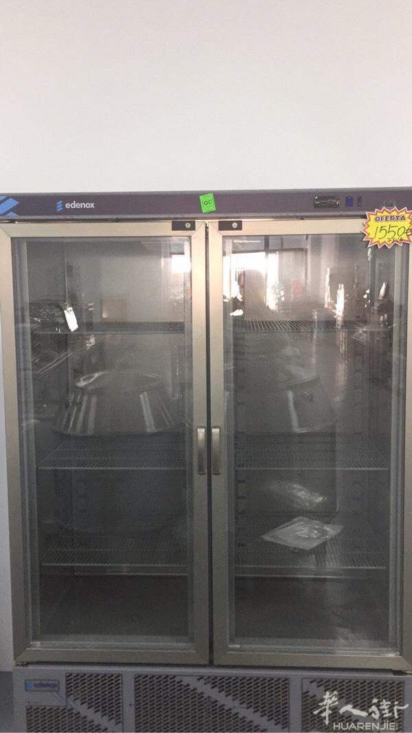 全新不锈钢双门冰箱，经久耐用，制冷效果好