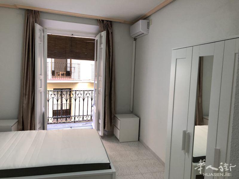 callao壹锅附近2套estudio出租，1200包水电网，价格可刀，家具全新