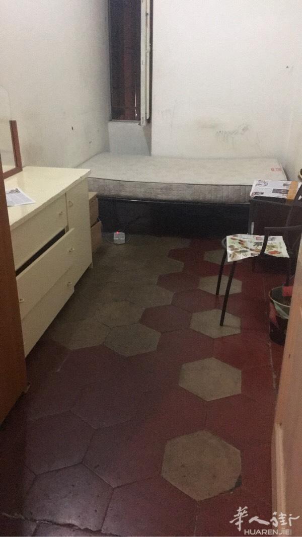 罗马个是里哪有房间搭铺住家人少交通方便
