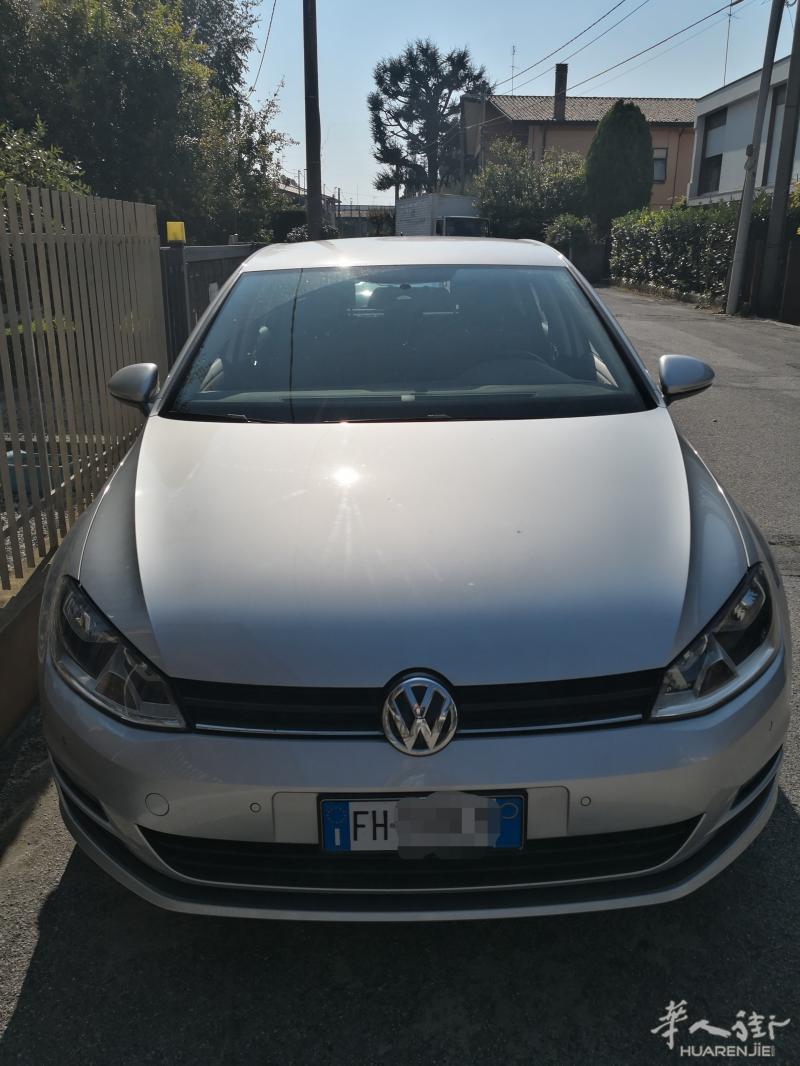 大众GOLF自动挡 1.6 TDI 81KW 110CV