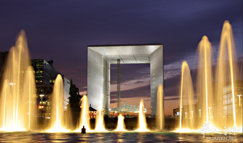 La défense  贵族花园 本周末 10月20号开盘，预定即将开始