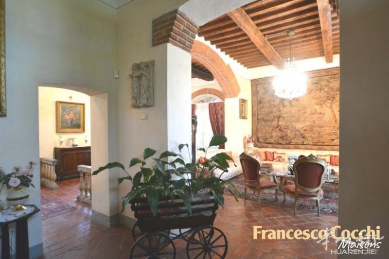 编号11546 500平方米独栋别墅pistoia地区 微信francescoteam