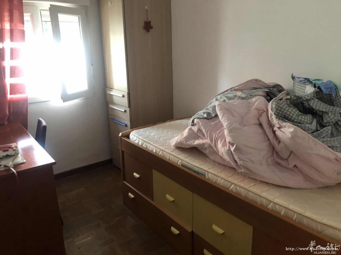 卡三Getafe校区 三室一厅 小房间招租