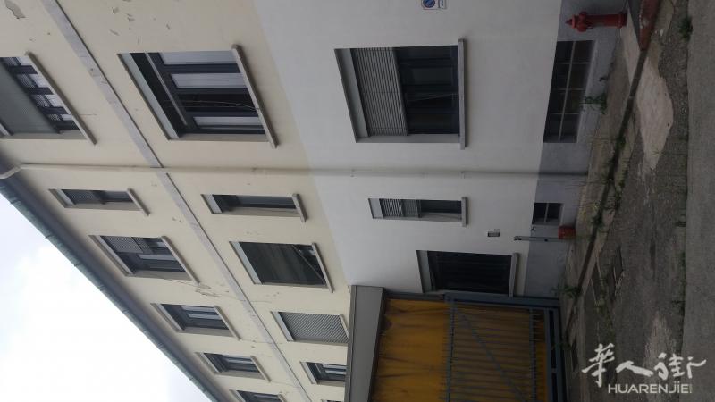 IMMOBILE INDUSTRIALE