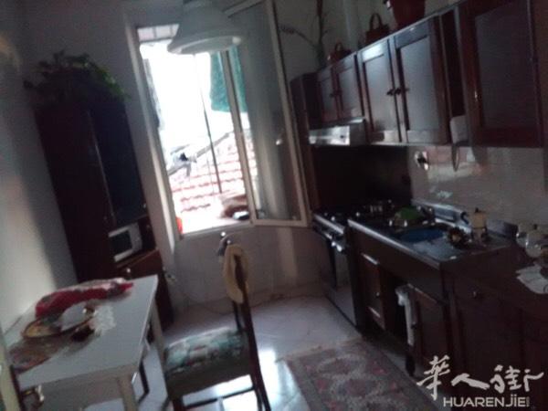 住家出租！在国际大酒店这条路165号左右（via