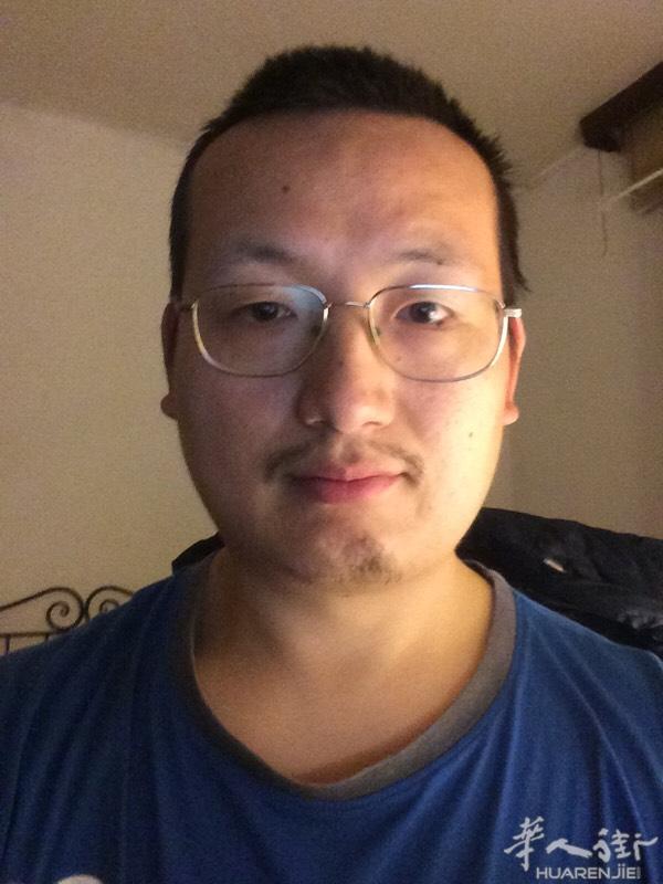 八一年的，37岁，还没有离婚。