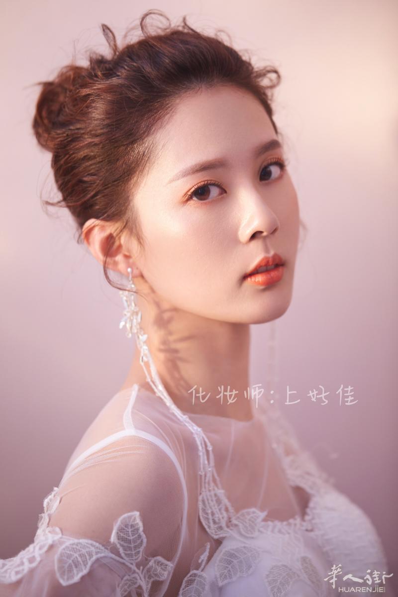 化妆师 新娘妆 婚礼跟妆 外景拍摄跟妆 晚宴妆 订婚妆 各种妆面