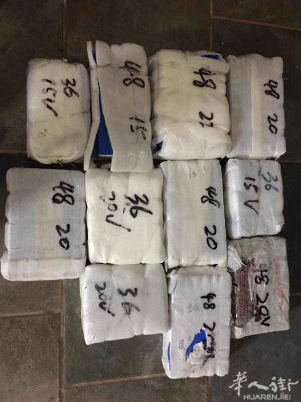 啊春修理电动车新到的锂电池容量大
