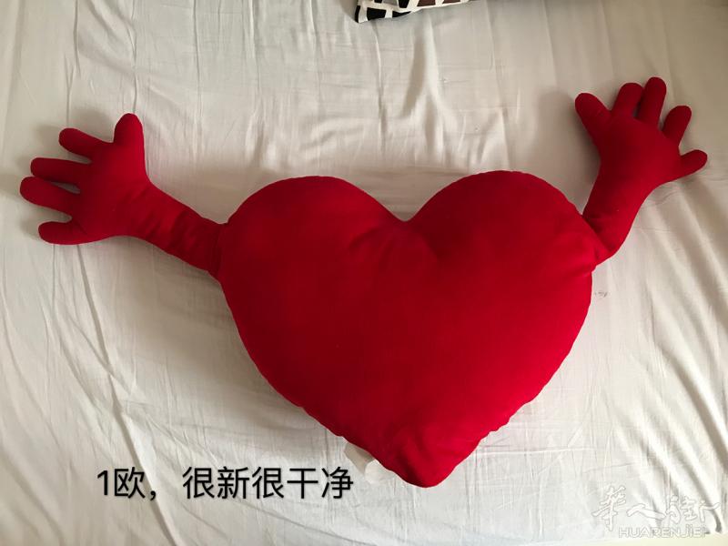 1欧出售抱枕