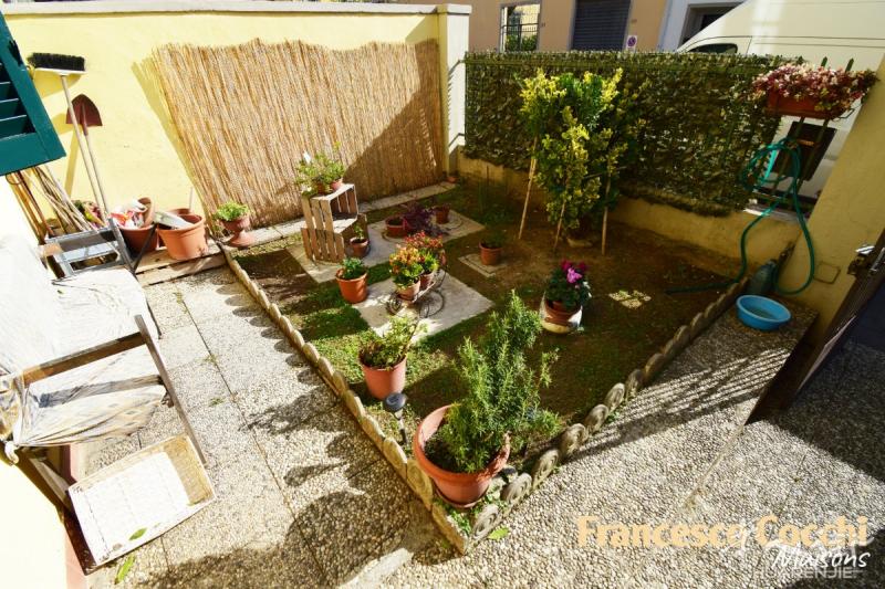 编号11774 Francesco Coccs 提供65平方米套房出售,在semicentro地区(市中心附近)