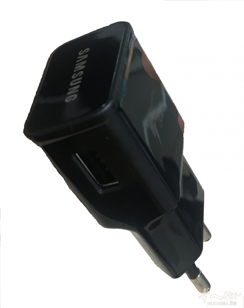 維眾科技 出售物美價廉之 三星充頭/ Visioncam Samsung Adaptateur (bon qualite et moins cher)