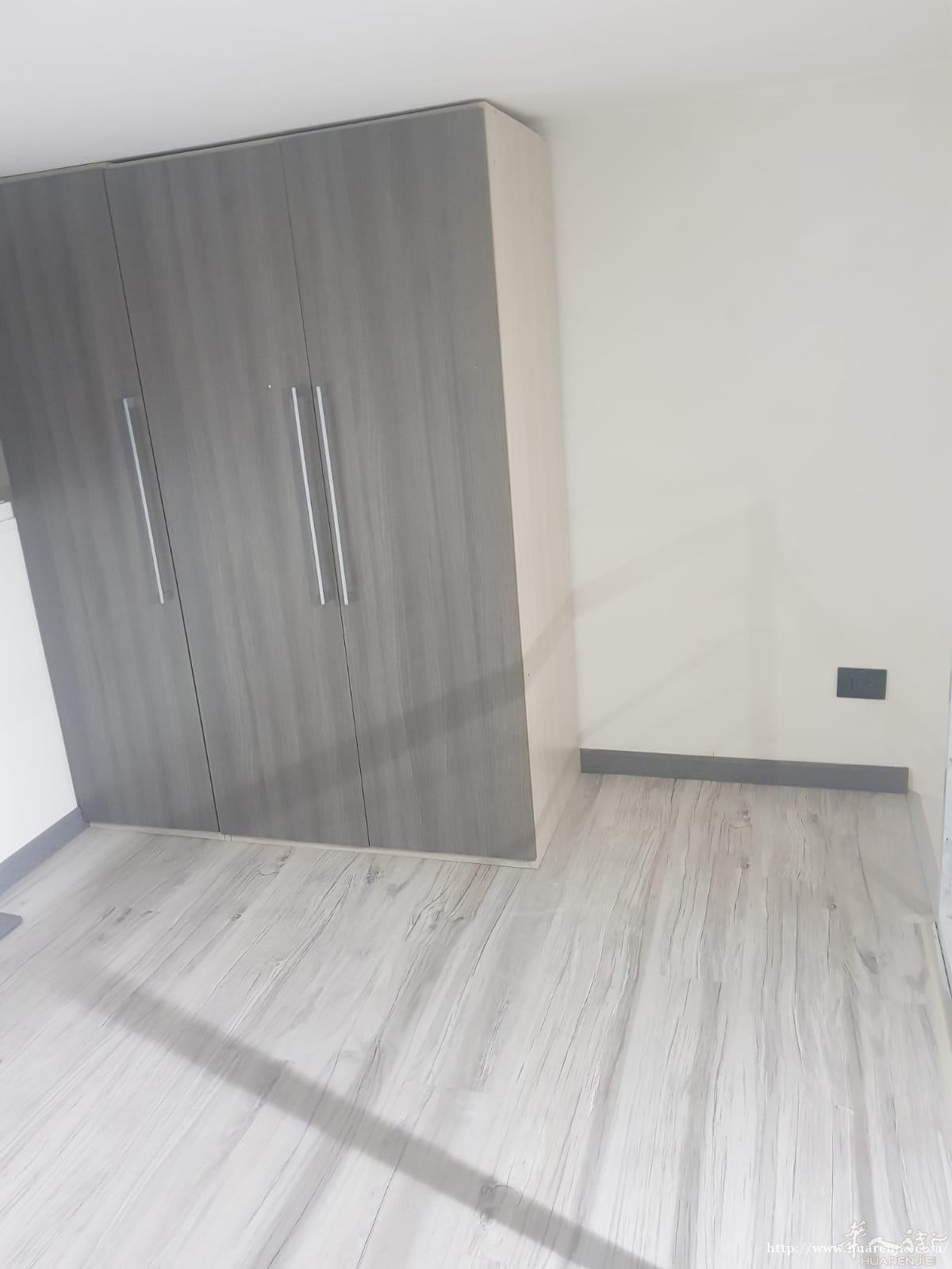 turro地铁口全新装修loft，有中介费
