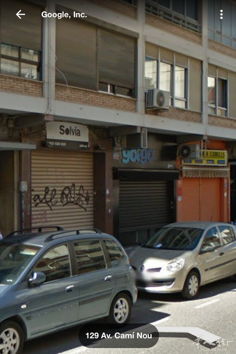 LOCAL 1400平方米 出租, 闹街,市中心,周围有超市,各种商店.