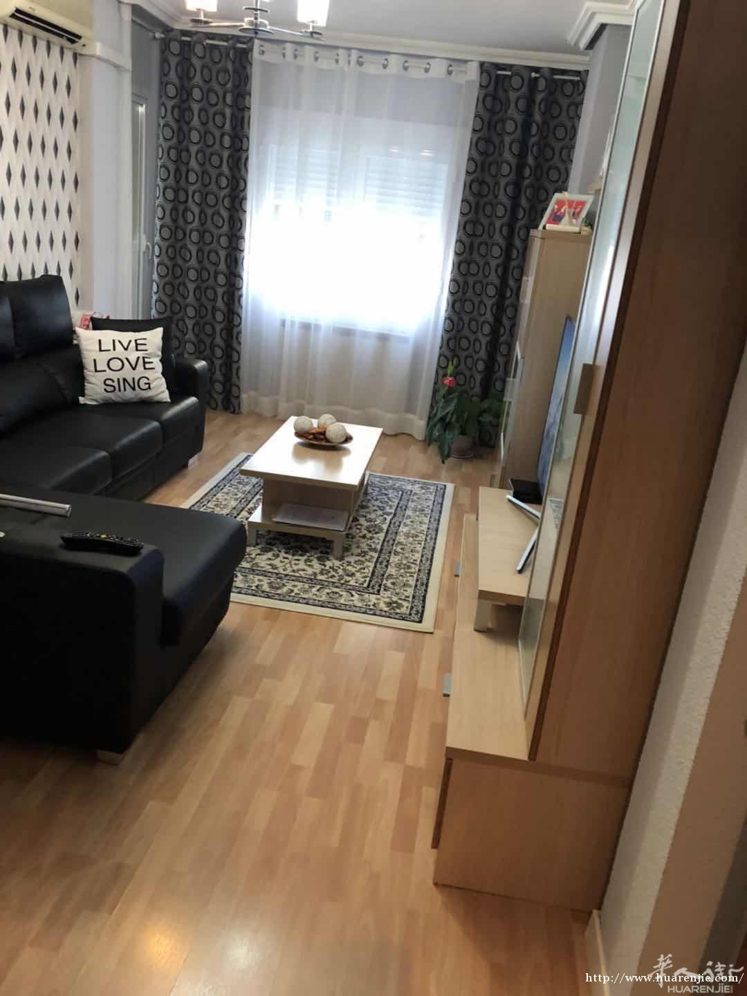 Parla 近火车站三室一厅出租
