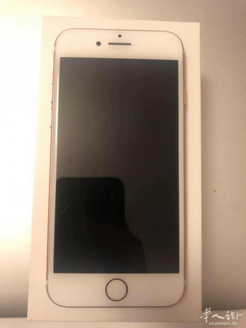 出售二手全新IPhone7粉32GB320欧