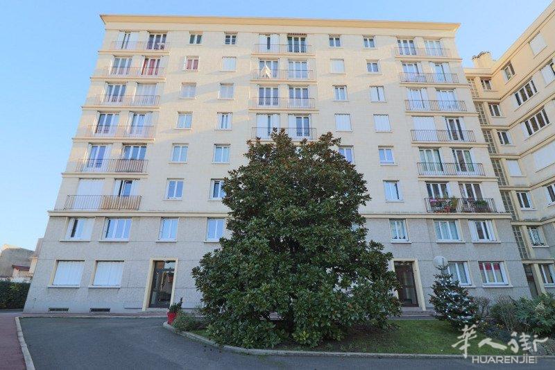93 区 MONTREUIL 房子出租