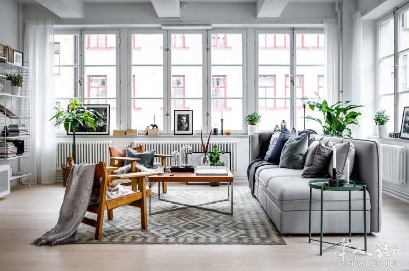 一房一厅 : 228 000 € BUSSY ST GEORGES 77