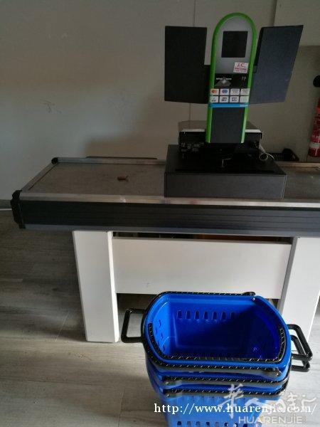 菜店 货架 风箱 电子秤 竹篮 购物筐，所有设备低价出售，九成新，只使用了四个月