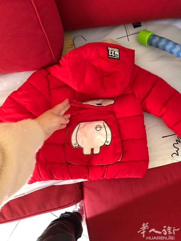 10欧出售一件宝宝棉衣，很暖和，中国自带出来，九成