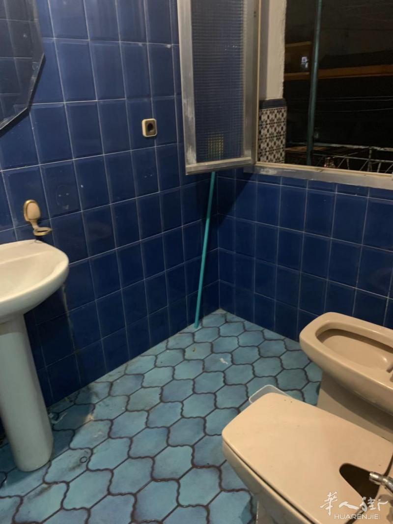 usera 大街三房一厅一卫整租