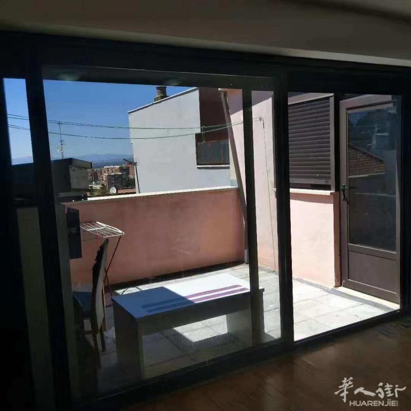 【Casa España】一号线valdeacederas 近地铁口，二室一厅