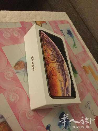 出售全新苹果手机 金色Iphone XS Max 64Go