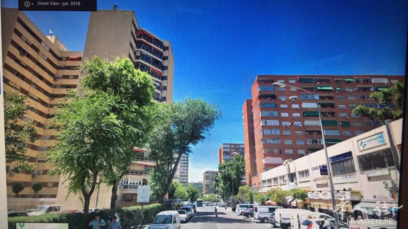 7号线Avenida de la ilustracion 套房出租