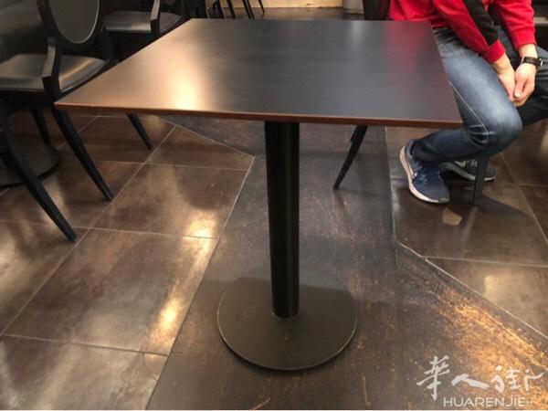 餐馆出售二手桌子 60*60