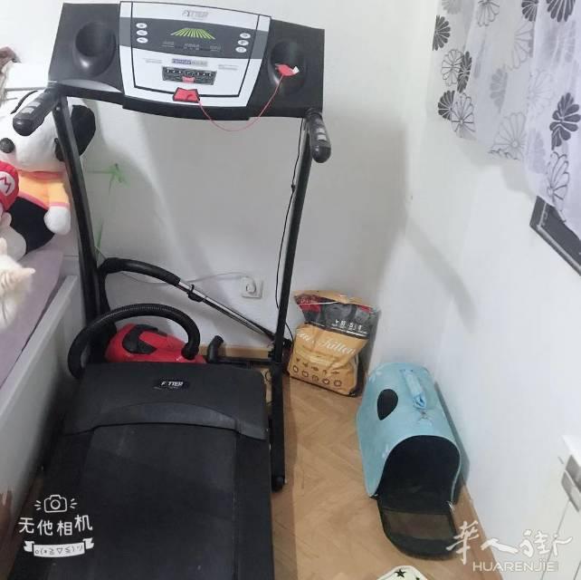 市中心餐馆低价急转