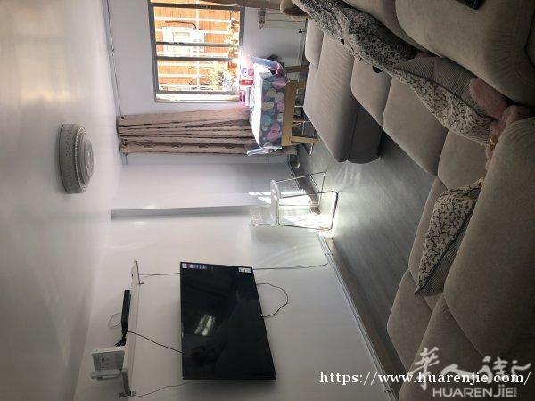 Parla 出售 三房两卫 新装修 领包入住 2楼