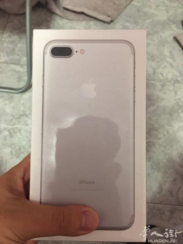 苹果7plus 32g 金色 白色 特价 499欧