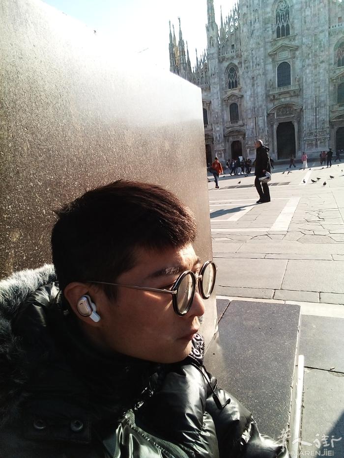 不知我的她在和何方 有喜欢想和本人 本人奥好就是唱歌 想成为一名歌手 那怕是网红
