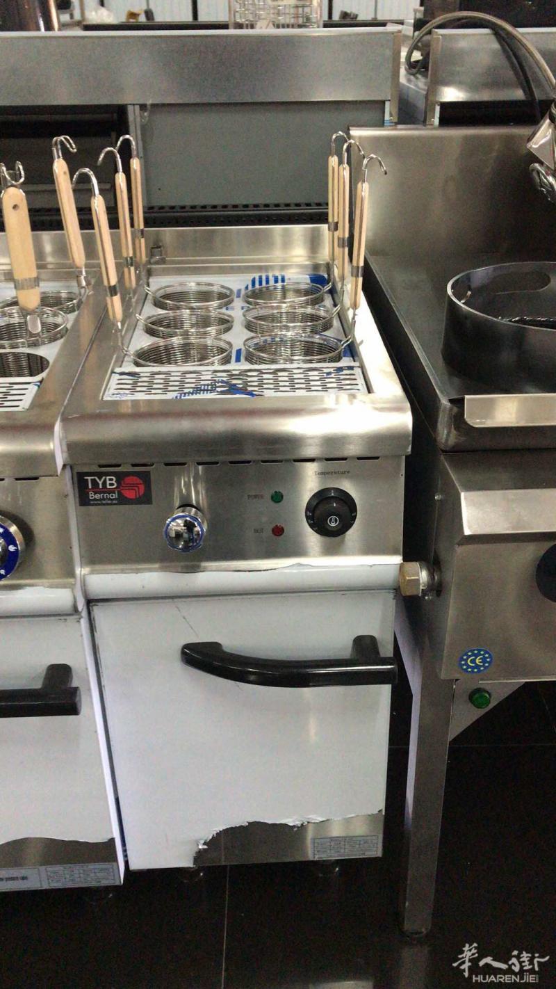 特价煮面炉，可做酸辣粉麻辣烫，带自动进水，排水。加热速度快..