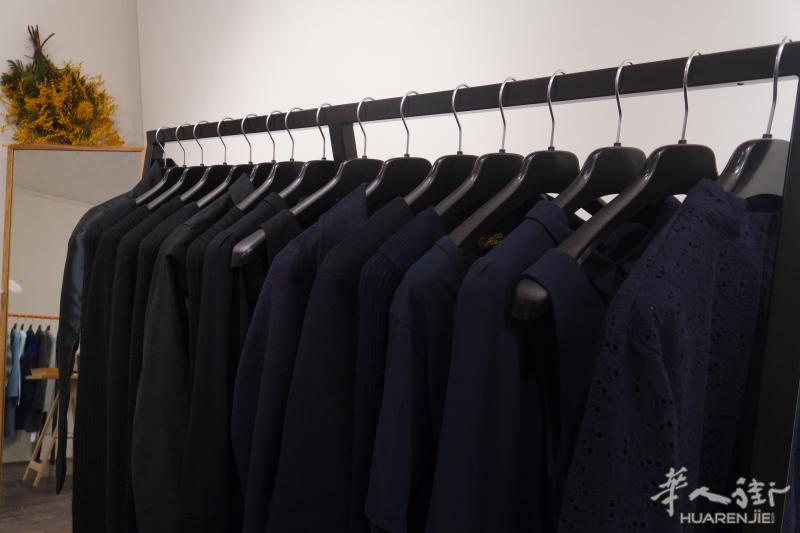 服装衣架 裤架 接近200个 高质量 便宜出 50欧