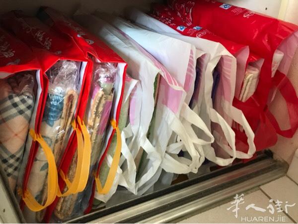出售电热毯，单人款、双人款。有需要请发短信至：‭0