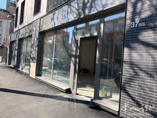 94省ARCUEIL繁华大街空餐馆出租