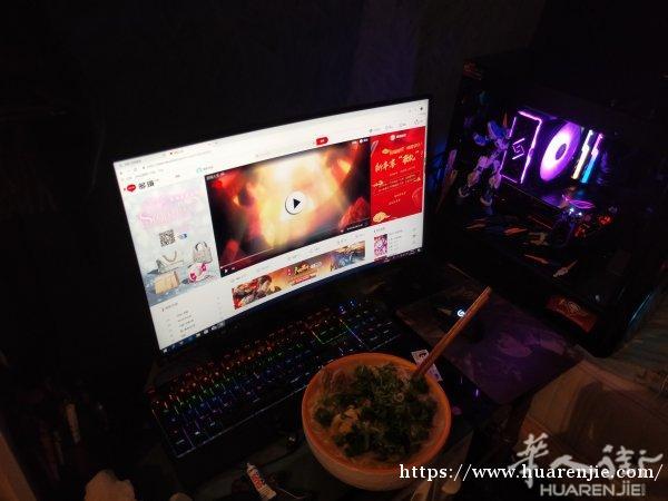 出售一台游戏主机 自己组装的 现主流游戏机会超高画质全开 玩了3个月 现在身上没钱，想把卖了