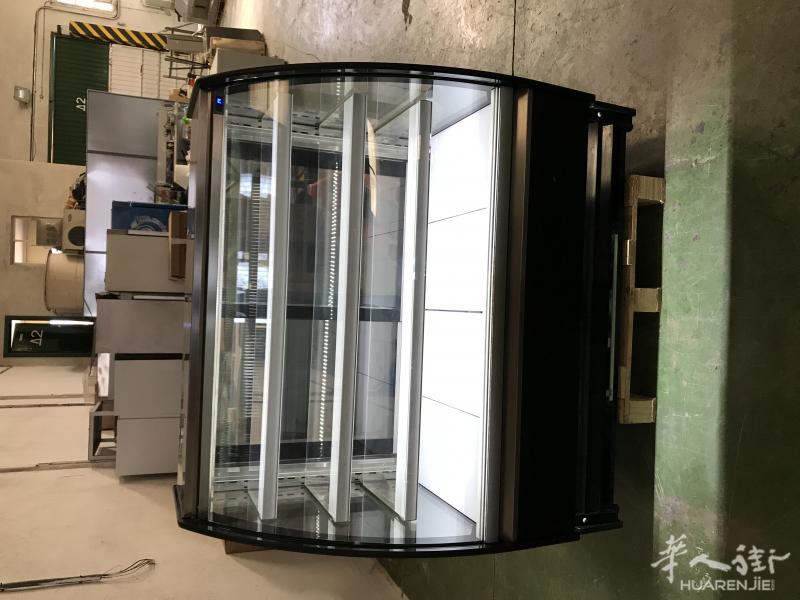 INFRICO,9.9成新，蛋糕展示柜