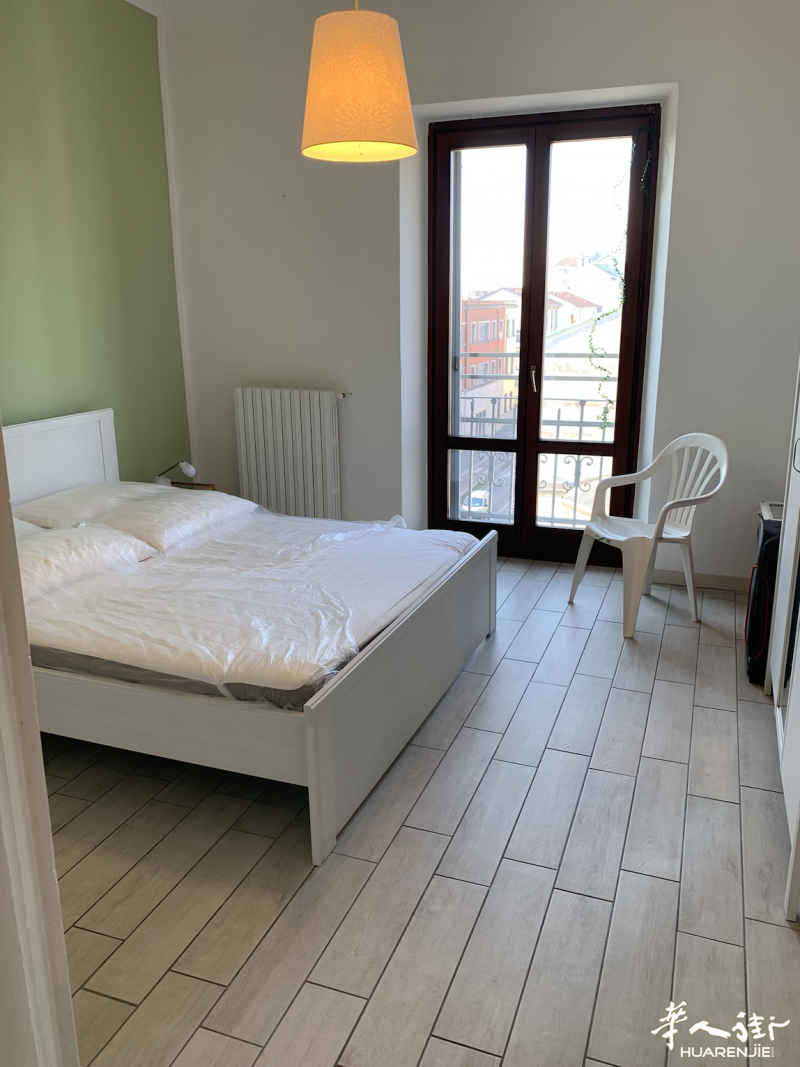 【REMAX瑞麦地产】直通华人街 villapizzone两室一厅