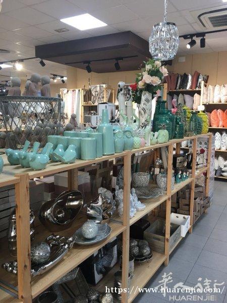 精品店货架