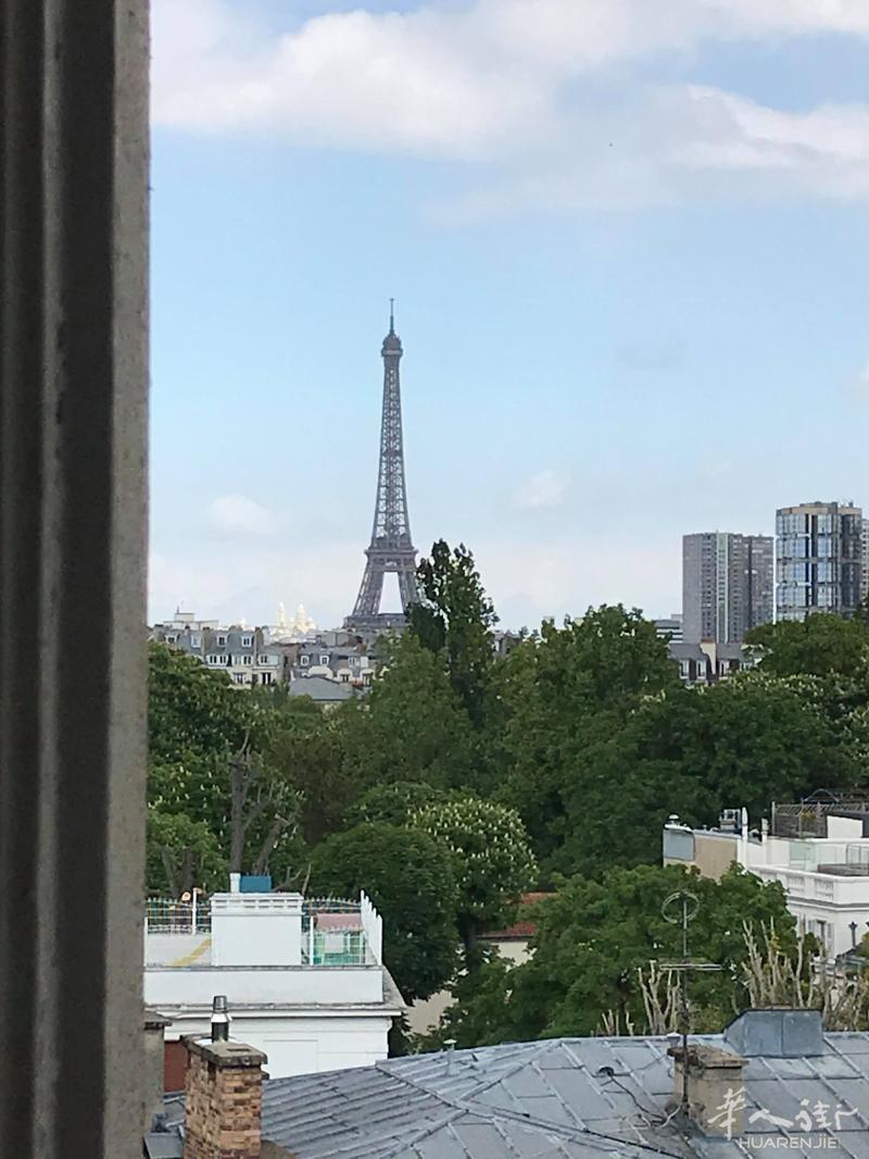 十六区铁塔风景22平独立公寓短租七月和八月