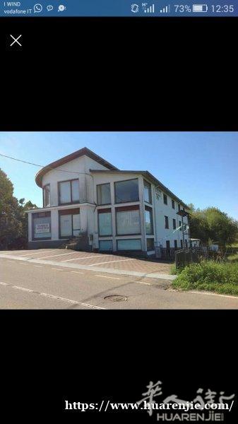 Capannone locale commerciale Affitto 2700 mq