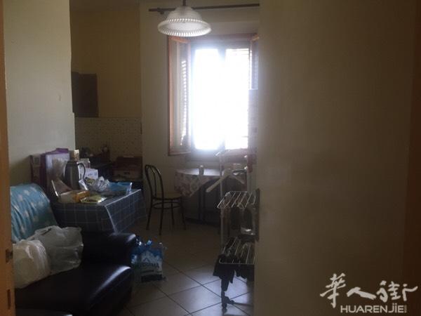 Via Roma 469号这里有两房一厅的房子转让
