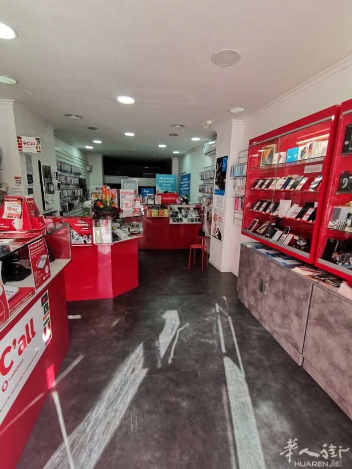 罗马地铁口店面转让